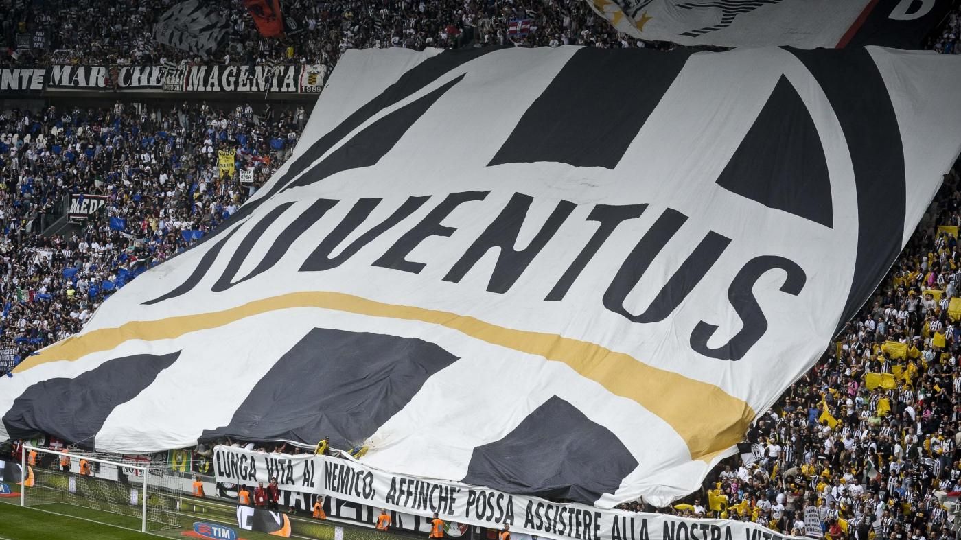 Un celebru fotbalist de la Juventus, operat de urgenţă. În cât timp se va recupera