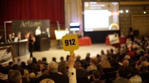 Record naţional: cu cât a fost vândut un timbru din anul 1858