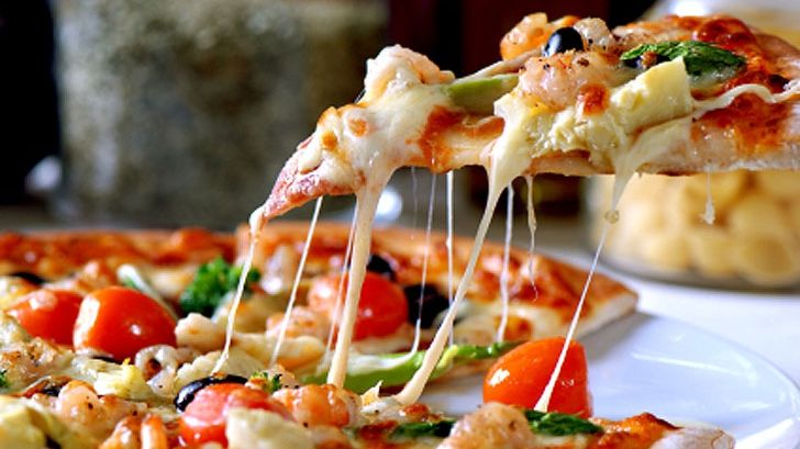 A fost chemată să livreze pizza la o biserică. Ce s-a întâmplat apoi e incredibil