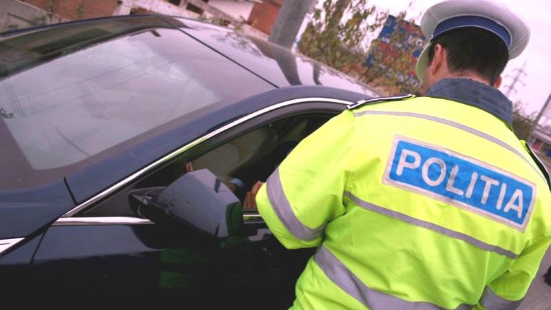 Anunţul poliţiei pentru toţi şoferii. Ce trebuie să facă cei care circulă azi pe drumurile naţionale