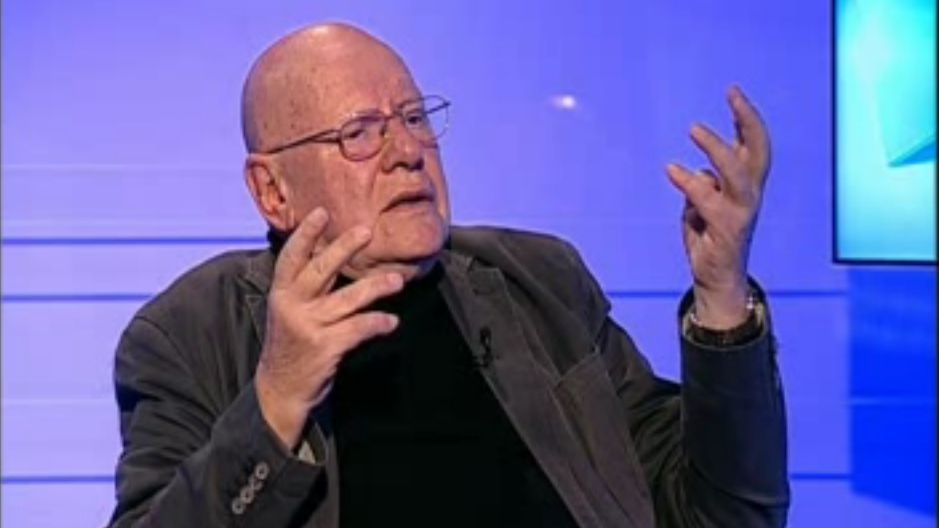 Răzvan Theodorescu: "Domnul Iohannis este un respectabil preşedinte de Facebook"