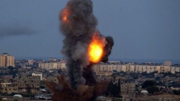 Rusia intensifică bombardamentele în Siria
