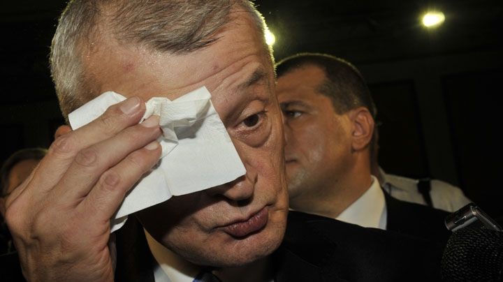 Sorin Oprescu, dus la Centrul Oncologic Fundeni, pentru investigaţie computer tomograf