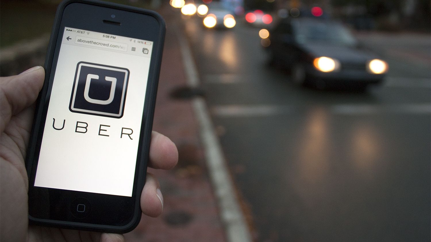 Premieră în justiţie: un şofer al Uber, condamnat pentru viol. Ce spun reprezentanţii firmei