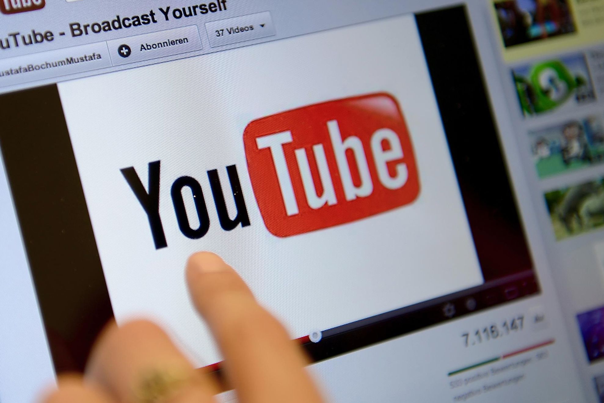 Vrei să scapi de reclamele de pe YouTube? Iată ce soluţie există