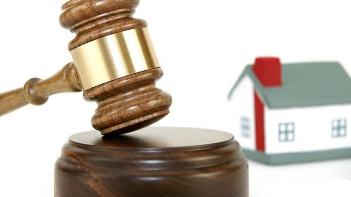 Consideraţi că legea "Dai casa băncii şi scapi de datorii" vă va restricţiona accesul la credite?