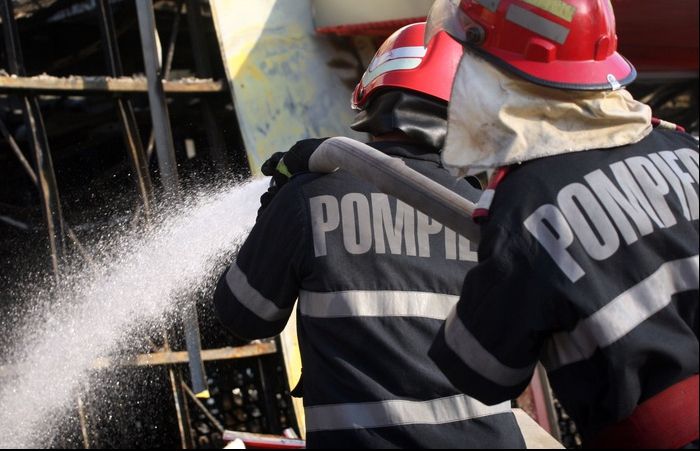 Incendiu în centrul Brașovului. Două victime, între care o femeie însărcinată