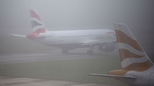Mai multe aeroporturi din Europa afectate de ceața densă