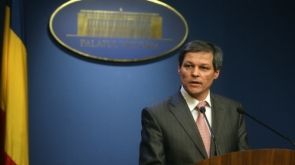 Dacian Cioloş, către miniştri: Faceţi publice informaţiile care nu sunt secrete, potrivit legii 