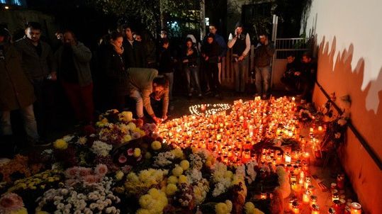 Tricolorii vor purta tricouri speciale la amicalul cu Italia 