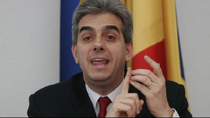 Scandalul DEZINFECTANŢILOR. Eugen Nicolăescu: "Nu-mi amintesc să fi primit o informare de la SRI"