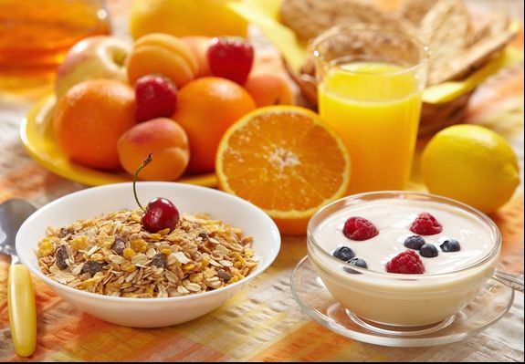 Nutriționiștii au decis: ce ar trebui să conțină micul dejun