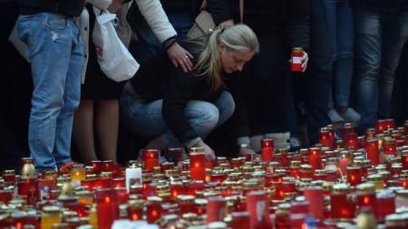 Gălățenii, solidari cu victimele incediului din clubul Colectiv. "Împreună îi putem ajuta!"