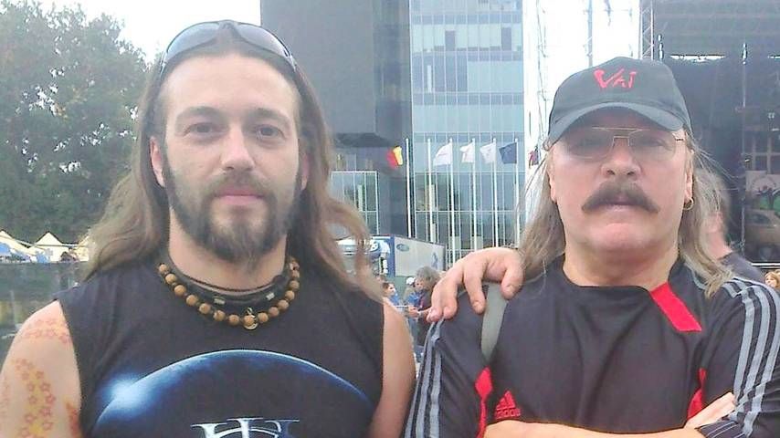 Fiul cântăreţului Vasile Şeicaru a fost în Colectiv în noaptea tragediei. Care este starea lui