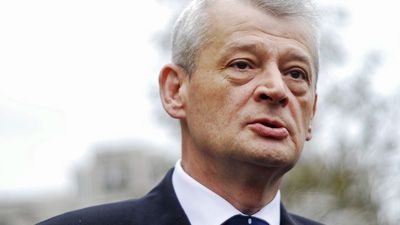 Sorin Oprescu, internat la Institutul "Marius Nasta" din Bucureşti. Urmează să fie operat