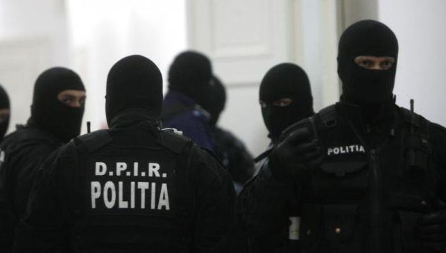Percheziții DNA de amploare în mai multe judeţe din ţară