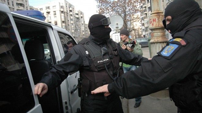 Managerul hotelului de lux din Capitală, acuzat de evaziune fiscală, reținut de polițiști