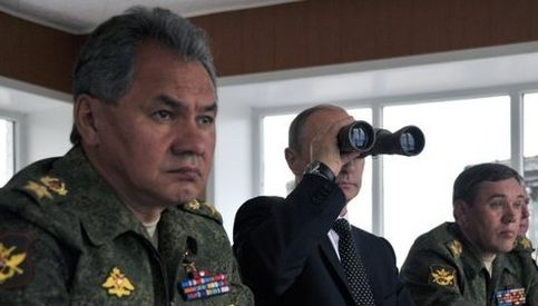 Serghei Șoigu și Vladimir Putin