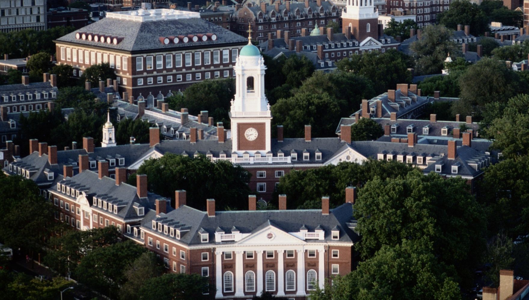 Ameninţare cu bombă la Universitatea Harvard