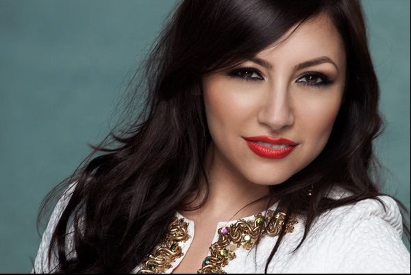 Andra, vedetă pe un site cu filme pentru adulți. Imaginile care au scandalizat showbiz-ul românesc