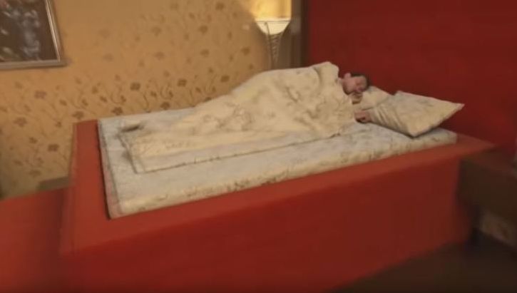 A fost inventat patul anti-cutremur. Când totul se prăbușește, se transformă în ceva excepțional