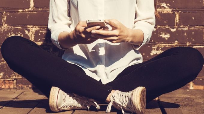 Cum să scapi de zgârieturile de pe ecranul telefonului mobil sau al tabletei