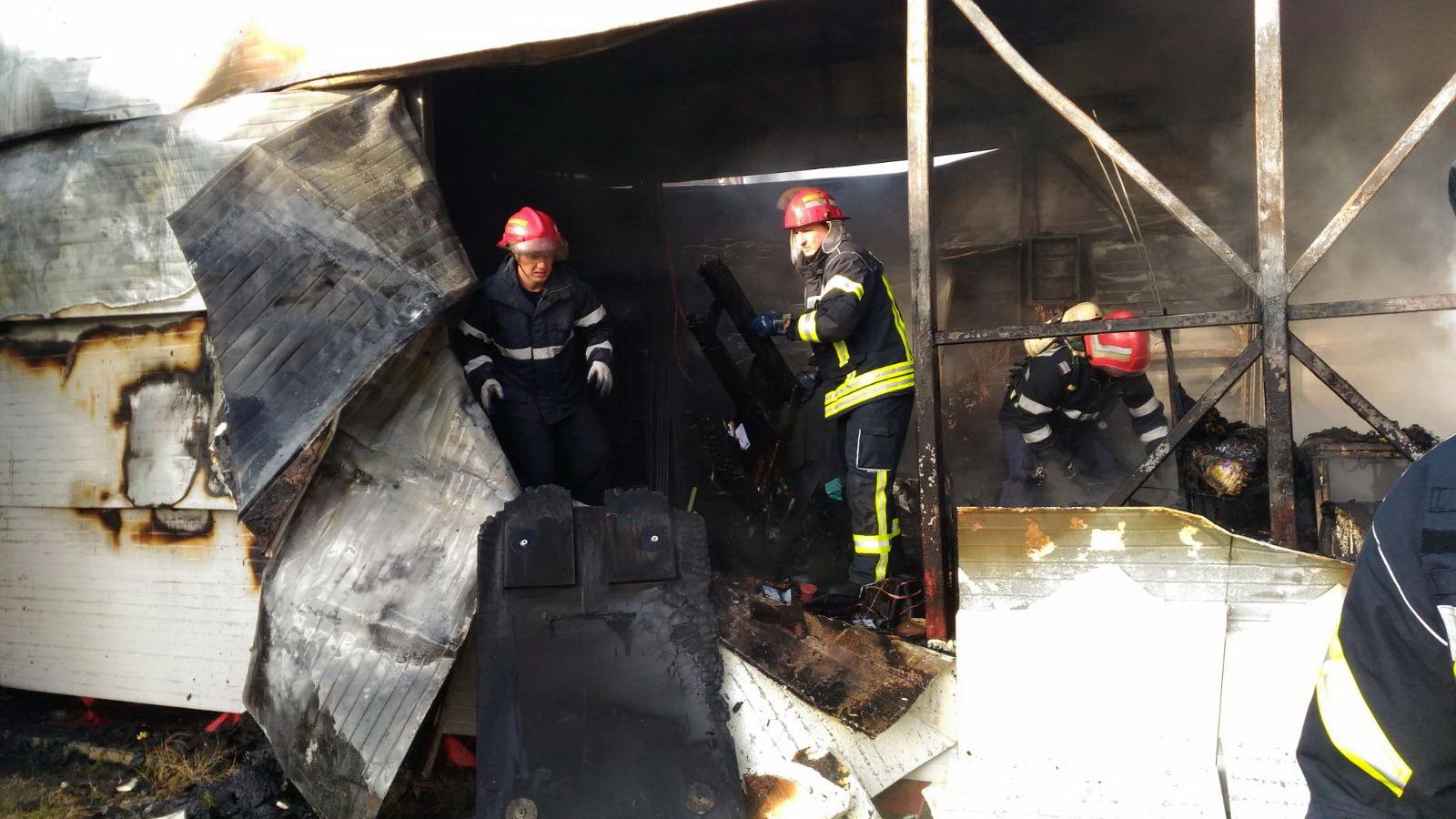 Incendiu violent la Muzeul Romilor din București