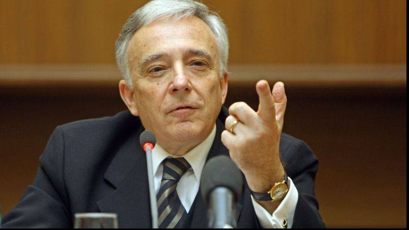 Mugur Isărescu a dezvăluit salariul pe care îl primește la BNR: 13.601 euro