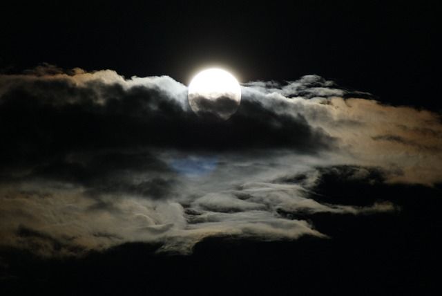 Fenomen astronomic neobişnuit. Se întâmplă de Crăciun