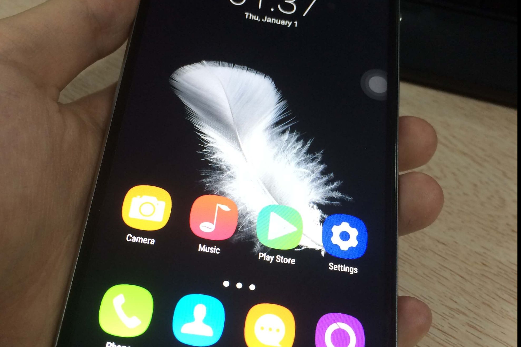 Oukitel K10000. Telefonul cu cea mai mare baterie din lume
