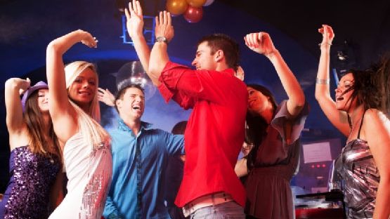 Zodii predispuse să înşele de Crăciun şi Revelion. Pe cine să stai cu ochii 