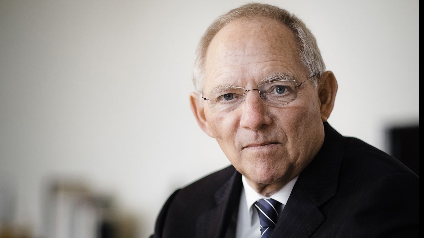 Ministrul de finanțe german critică politica Greciei privind refugiații 