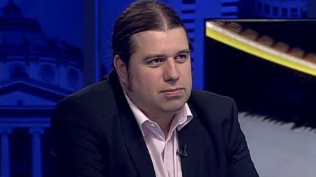 Sociolog: Nu vom avea un sistem bipolar în Parlament. Băsescu și Tăriceanu, la masa negocierilor