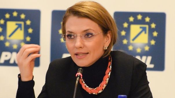 PNL face presiuni la Cioloș pentru alegerea primarilor în două tururi. Gorghiu: "Trebuie OUG!" 