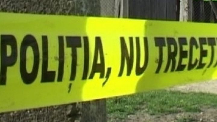 A găsit pe câmp o armă veche de peste 70 de ani. Ce a făcut mai departe e şocant