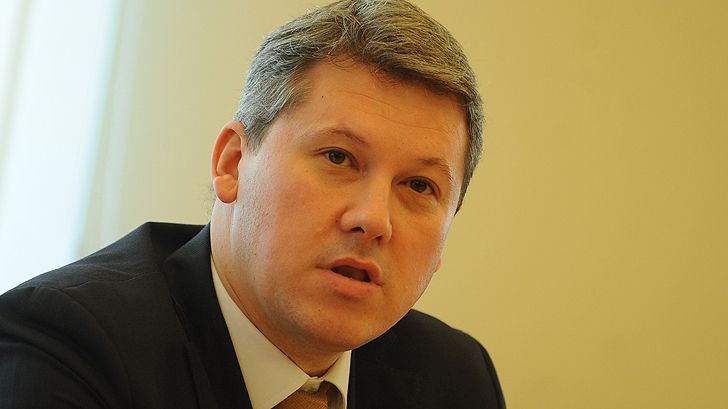 Predoiu: Candidaţii PSD, în frunte cu Gabriela Firea, sunt candidaţi marionetă ai unor infractori