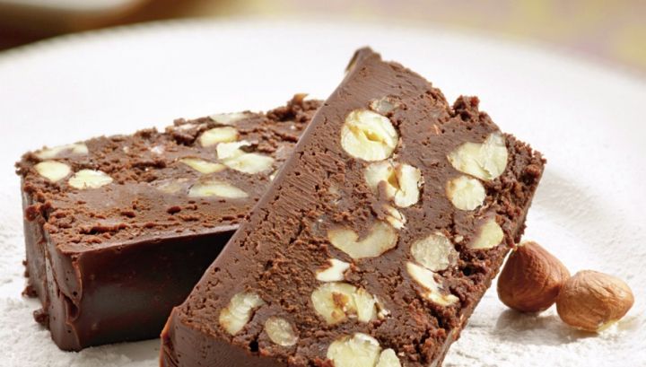 Cea mai bună reţetă de ciocolată de casă. Ingredientul secret. Gata în 20 de minute 