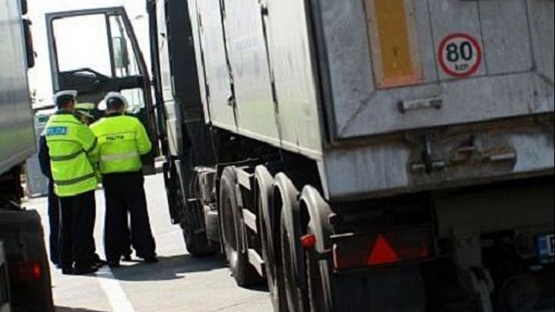 Camion încărcat cu peste 19 tone de cupru, oprit de polițiști! Deșeurile neferoase, confiscate