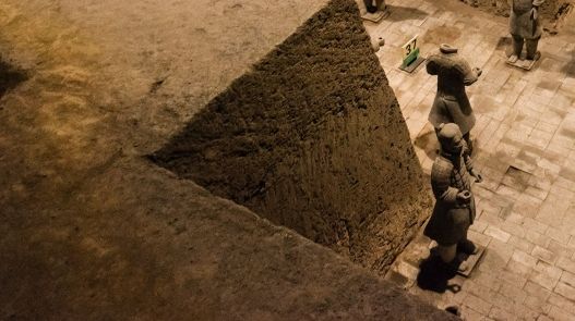 Descoperirea secolului. Au găsit un palat secret, dar acum se tem pentru viaţa lor. Ce era înăuntru
