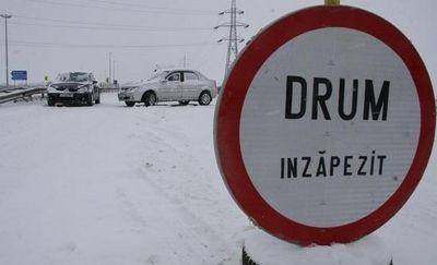 ALERTĂ METEO. ROMÂNIA ar putea intra sub COD ROȘU de ninsori şi viscol