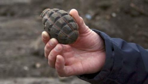 La ce a folosit un chinez o grenadă, timp de 25 de ani. Habar nu a avut de pericol!