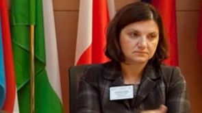 Raluca Prună, atacată dur de la Bruxelles și din țară. Ce i se reproșează ministrului Justiției