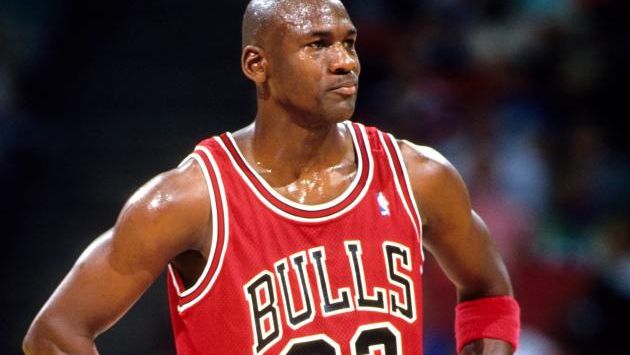 Care este baschetbalistul ce a doborât recordul lui Michael Jordan