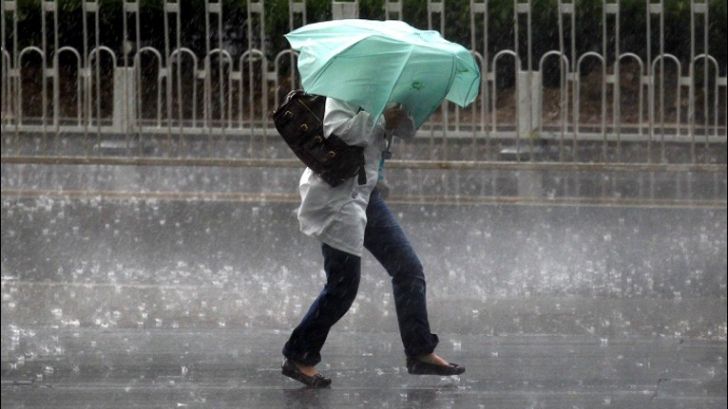 Avertizare meteo de vreme rea, valabilă de sâmbătă noapte până marţi 
