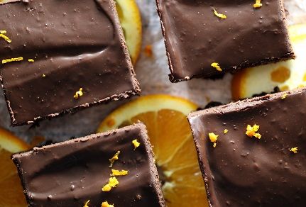 Prăjitura cu portocale. Simplu de făcut şi absolut delicioasă, mai ales în sezonul rece 