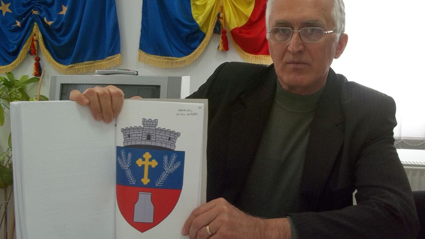 E primar din 1990! Unul dintre cei mai longevivi primari din România candidează din nou