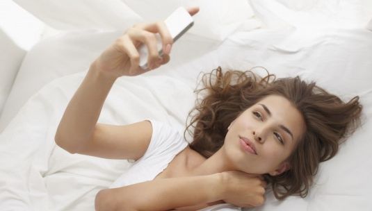 10 trucuri pentru un selfie la nivel pro