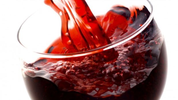 Renunță să mai bei vin. Medicii au spus, acum, adevărul despre această băutură