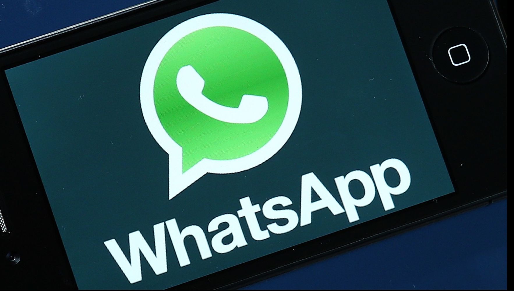 Ce se întâmplă de fapt cu mesajele sterse de pe WhatsApp