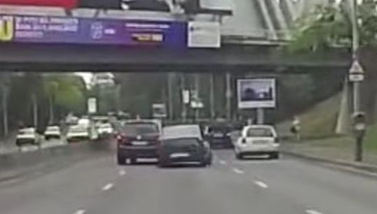 Accidentul de la Fântâna Mioriţa s-a lăsat cu reţinerea şoferului care a şicanat alt conducător 